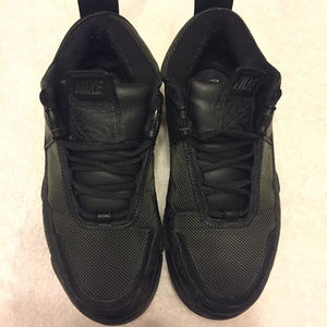 Nike OG Zoom Lebron 2 Low Triple Black size 9.5